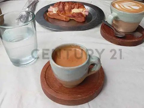 Federico Lacroze , Piso 0