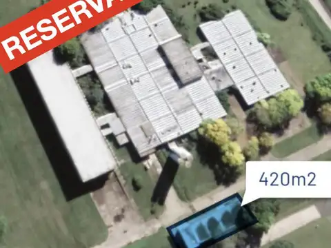 Excelente Depósito en Alquiler en Predio Multi-inquilino