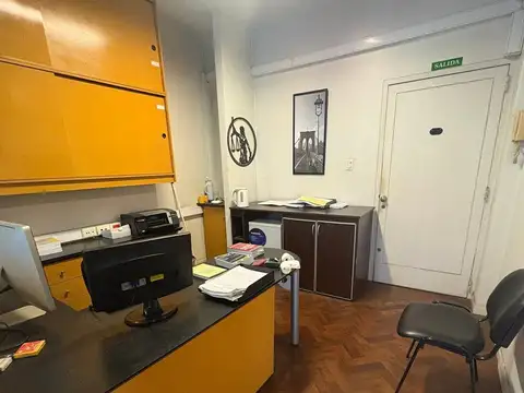Oficina en Alquiler 61 años