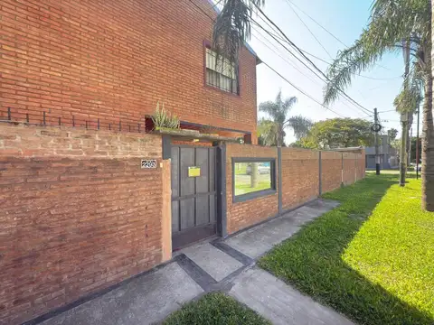 Calle 6  al 2200