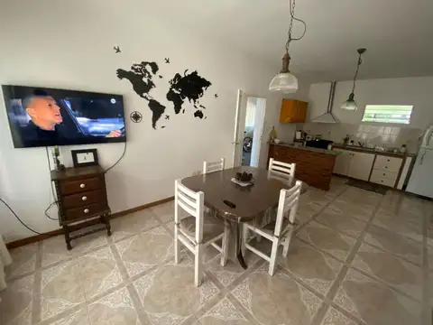 Casa 3 ambientes con 1 baño