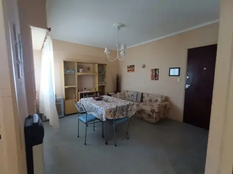 (A26) DEPARTAMENTO 2 AMBIENTES (Apto 4 Personas)PISO:5 DEPTO:D.Gas Natural.