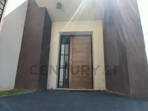 Manuel Mujica Lainez 1100, Piso 0