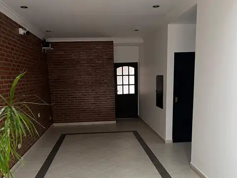 62 e/ 1 y 2 300, Piso 2