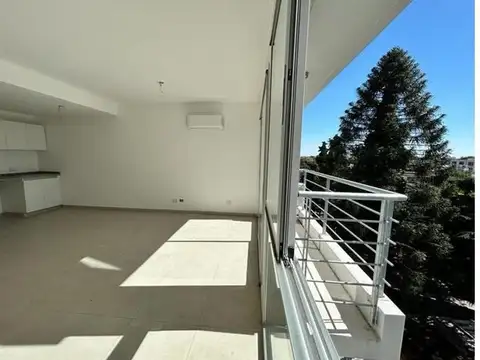 Oficina en Venta con 1 cochera