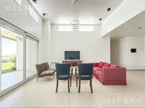 Casa en Alquiler Temporal en San Sebastián, USD 2.990