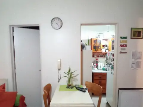 EXCELENTE MONOAMBIENTE CON COCINA SEPARADA