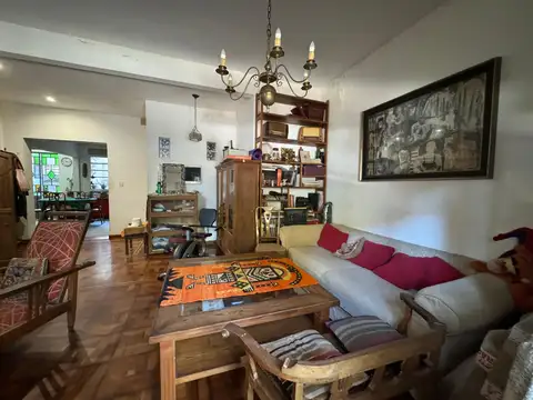 Depto Tipo Casa en Venta de 4 dormitorios
