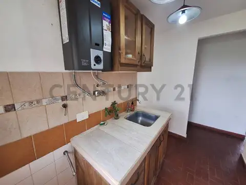 Departamento 2 Ambientes con Cochera techada – Luminoso y Funcional en Viplastic