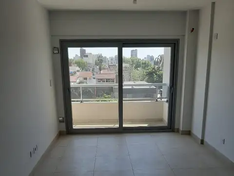 Nogoya 4000, Piso 4