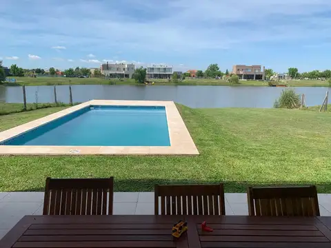 Libertad al 300