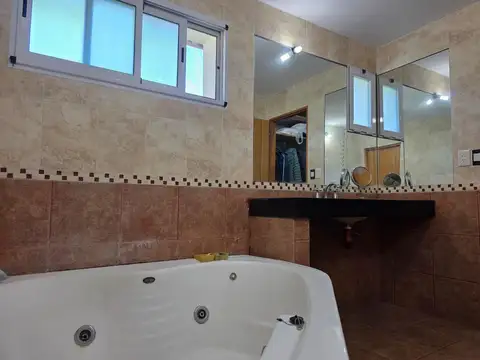 Casa en Venta al Suroeste