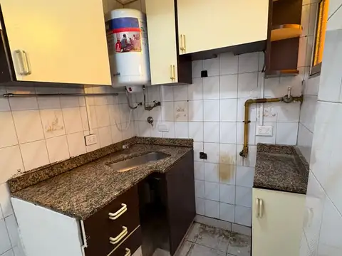 Departamento tipo casa en venta en Villa Lugano