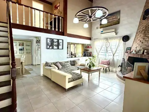 Casa 4 Ambientes, Complejo Las Renatas, Parque Leloir