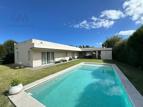 CASA EN ALQUILER RUMENCÓ