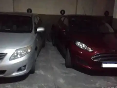 Ecuador 500 Once Cochera U$12.000