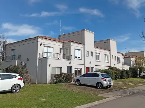Departamento en la Angélica Pilar