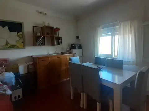 Depto Tipo Casa en Venta en Ramos Mejia Sur, USD 87.000
