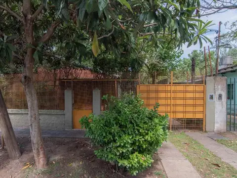 Casa en Venta en Villa Santos Tesei, USD 50.000