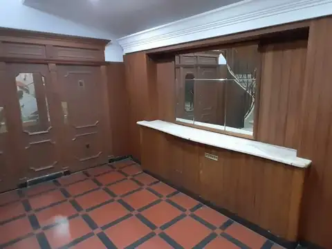 Oficina 4 ambientes con 2 baños