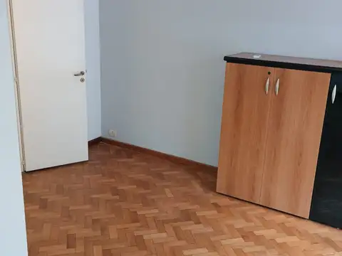 Oficina en Alquiler en San Nicolás, $ 700.000