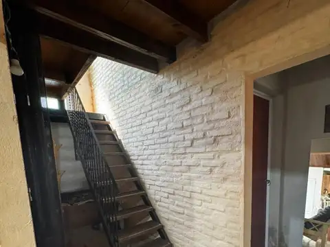 VENTA CASA 4 DORMITORIOS -  Humboldt, Santa Fe.-