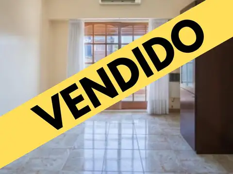 Departamento en venta APTO CREDITO en Avenida con balcón al frente Villa Madero