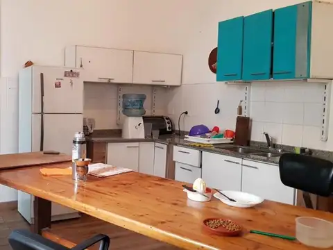 Carlos Calvo 2700