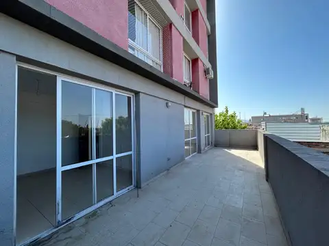 Departamento en Alquiler en Barrio Chijra, $ 600.000