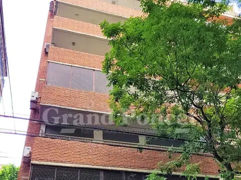 Venta Departamento 4 Ambientes con Balcón