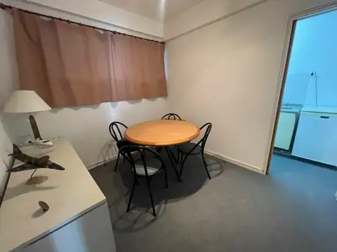 Oficina 3 ambientes con 1 baño