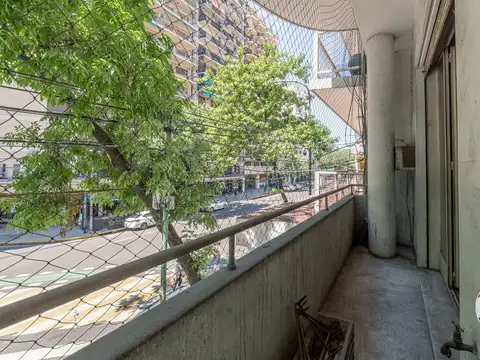VENTA Depto. 4 AMBIENTES con PATIO