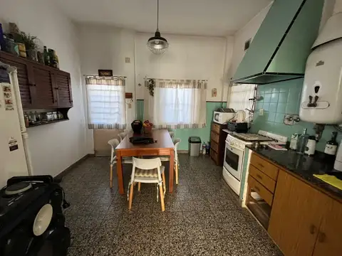 T.Casa 3 amb. con patio - VENTA