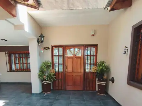 Casa en  Venta - Granadero Baigorria