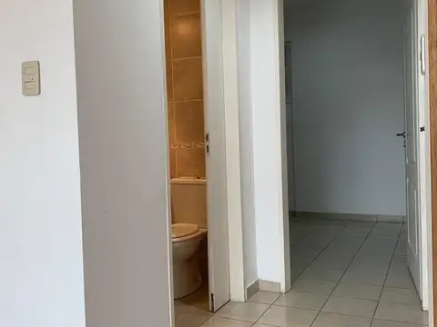 Departamento en Alquiler en Villa Luro, $ 700.000
