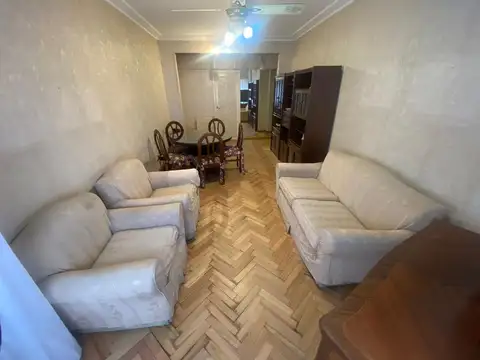 Av. Belgrano 3600, Piso 6