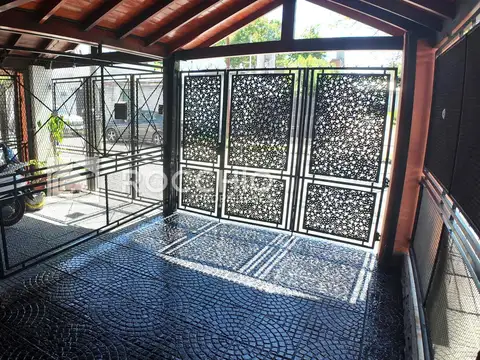 Depto Tipo Casa en Venta de 4 ambientes