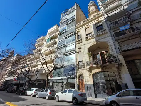 Oficina en Alquiler 50 años