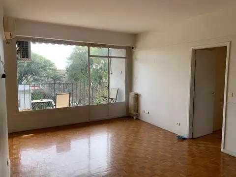 Venta departamento 4 ambientes Olivos con Balcón