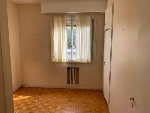 Venta departamento 4 ambientes Olivos con Balcón