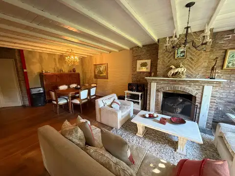 Casa en Venta de 4 dormitorios