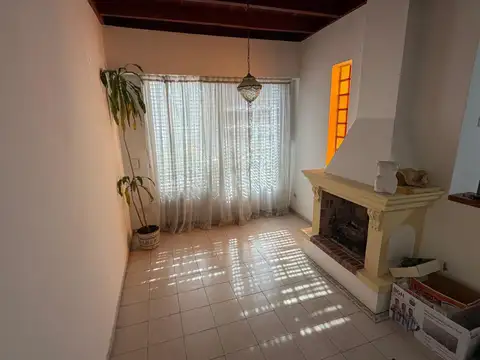 Depto Tipo Casa en Alquiler de 3 dormitorios