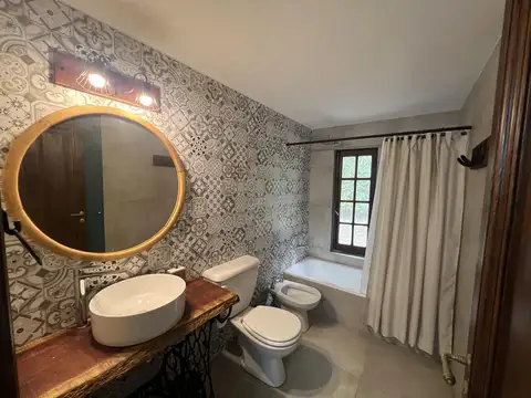 Casa en Alquiler Temporal 7 Ambientes en Manzanares, Ruta 6