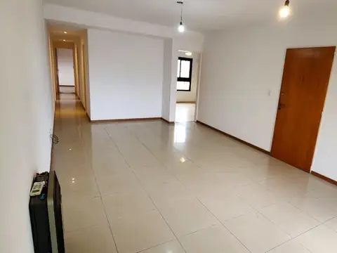 Departamento 2 dormitorios con cochera