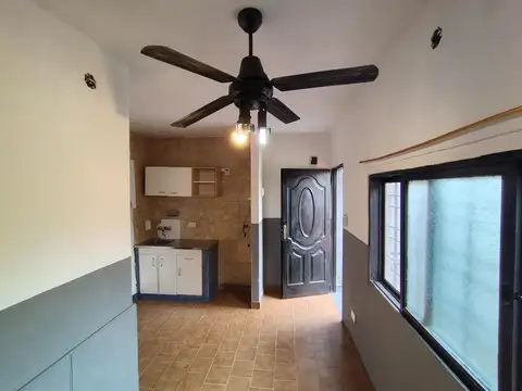 Departamento en Alquiler en Lanús Este, $ 680.000