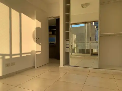 2 AMBIENTES, BALCON CORRIDO 53m2 EXELENTE EDIFICIO  CON AMENITIS