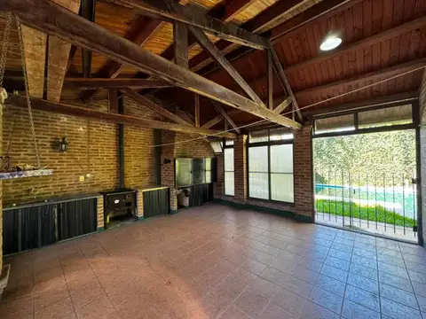 CASAS - CHALET - MACROCENTRO, RESISTENCIA