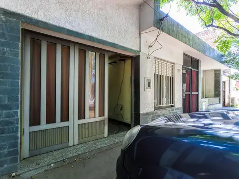 VENTA-  CASA 2 DORMITORIOS  BARRIO BELGRANO