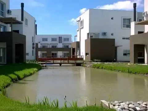Duplex en alquiler - Lagos del Sendero
