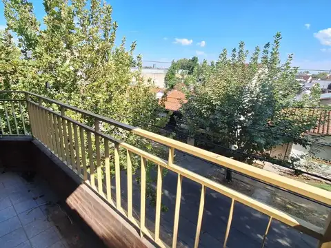 Depto Tipo Casa en Alquiler de 2 dormitorios